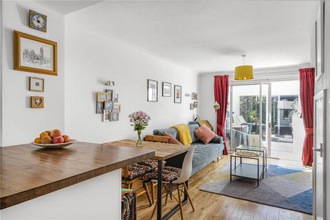 3 Tack Mews, London, SE4 1XS