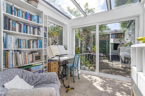 3 Tack Mews, London, SE4 1XS