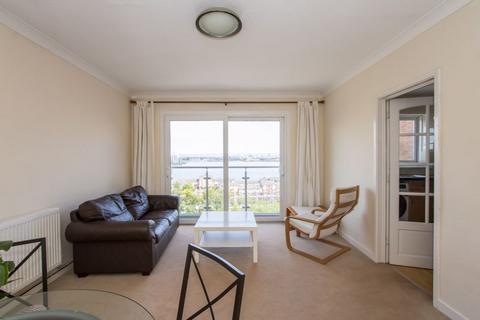 2 bedroom apartment to rent, Vista Court, Northcliffe Drive, Penarth