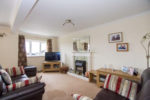 2 bedroom detached house for sale, Keteringham Close, Sully