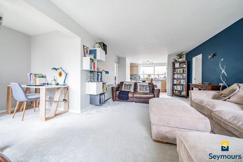 2 bedroom flat for sale, St Margarets, Guildford GU1