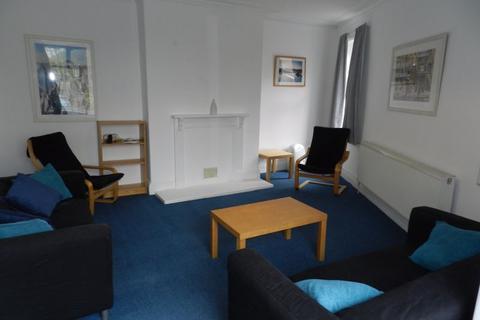 4 bedroom end of terrace house to rent, Hesketh Terrace, Leeds