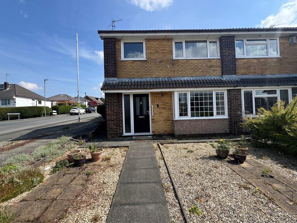 Farfield Drive, Lower Darwen 3 bed semidetached house for sale £180,000