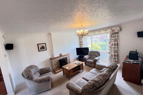 1 Farfield Drive, Lower Darwen, Darwen, BB3 0RJ