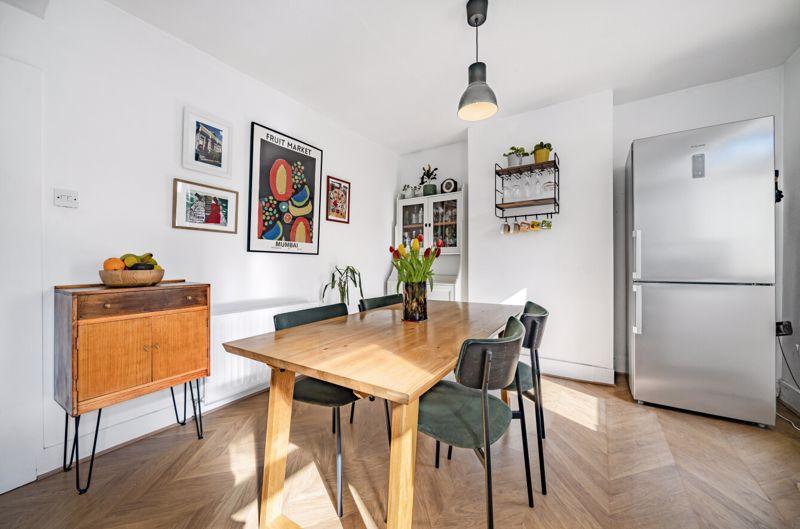 Kitchen Diner angle