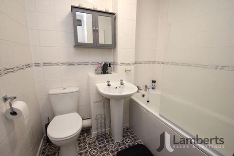 52 Eldorado Close, Studley, B80 7LB