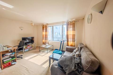 1 bedroom apartment for sale, Miles Close, West Thamesmead, SE28