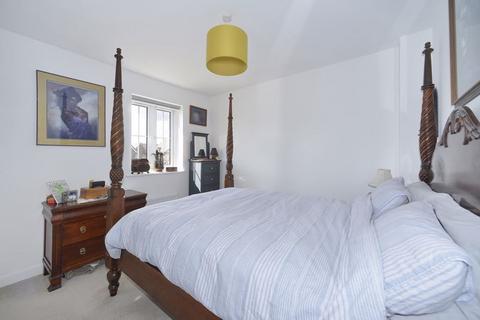 2 bedroom semi-detached house for sale, Hewitts Road, Cranleigh