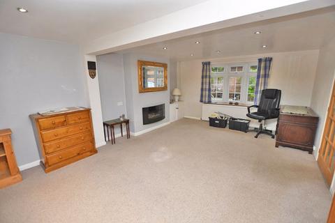 4 bedroom end of terrace house for sale, West Street, Maidstone