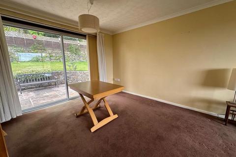 6 Lychgate Drive, Truro, TR1 3UE