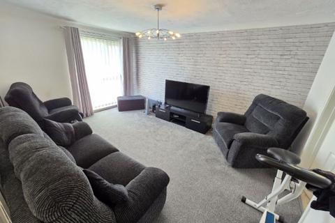 2 bedroom flat for sale, College Road, Ashington