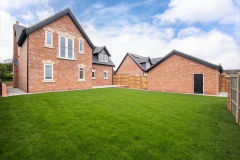 5 bedroom detached house for sale, Swepstone Road, Heather