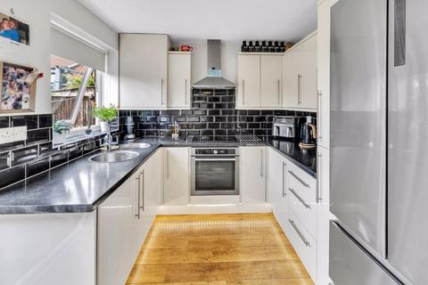 2 bedroom end of terrace house for sale, Knight Crescent, Manchester