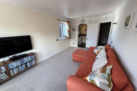 1 bedroom apartment for sale, Penrhyn Avenue, Rhos on Sea