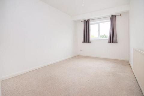2 bedroom flat for sale, Totton
