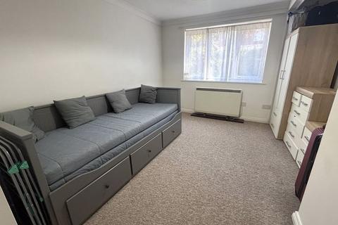 1 bedroom apartment to rent, Warren Road, Guildford