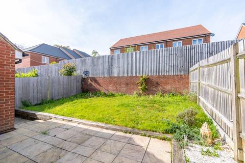 3 bedroom semi-detached house for sale, Bullfinch Close, Emsworth