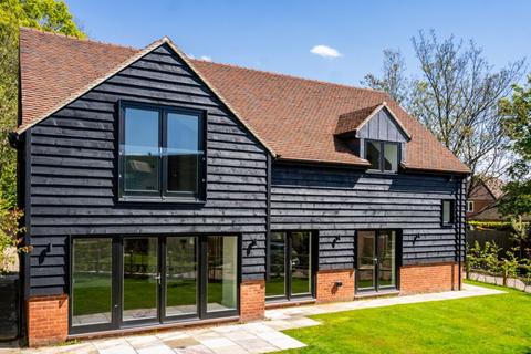 4 bedroom detached house for sale, Roughwood Lane, Chalfont St. Giles