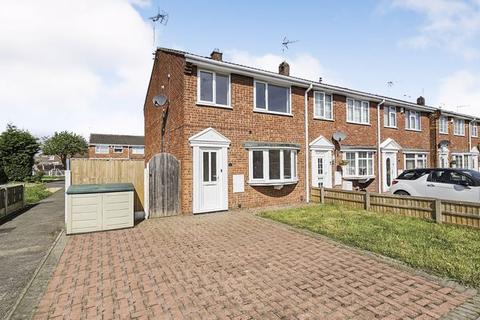 3 bedroom end of terrace house to rent, Eastleigh Drive, Mansfield Woodhouse, NG19 8PL