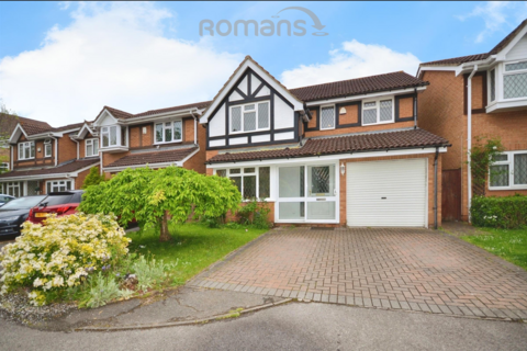 4 bedroom detached house to rent, Maplin Park, Langley