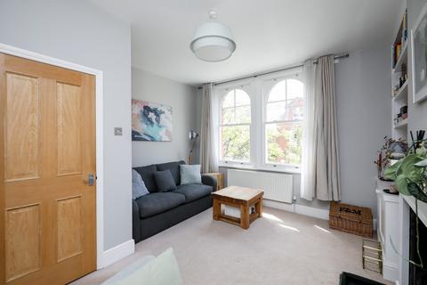 2 bedroom apartment for sale, Sheen Park, Richmond