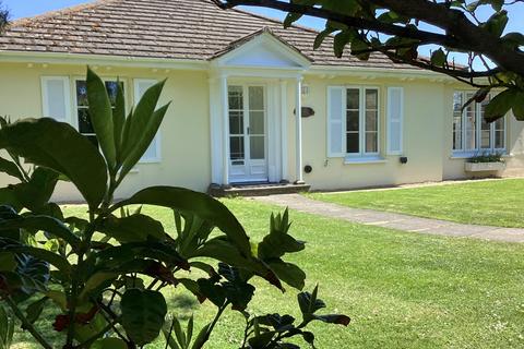 3 bedroom bungalow to rent, Aldwick Bay Marine Private Estate, Aldwick