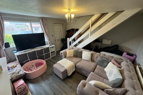 2 bedroom semi-detached house to rent, Hobkirk Drive, Sinfin