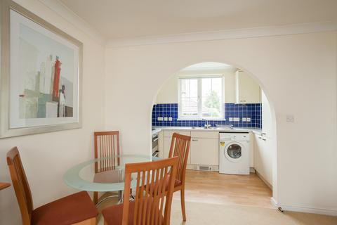 2 bedroom flat to rent, Lynn Close, Marston, OX3 0JH