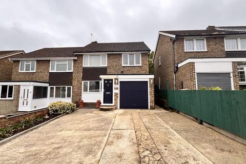 3 bedroom semi-detached house for sale, Reeves Way, Southampton SO31