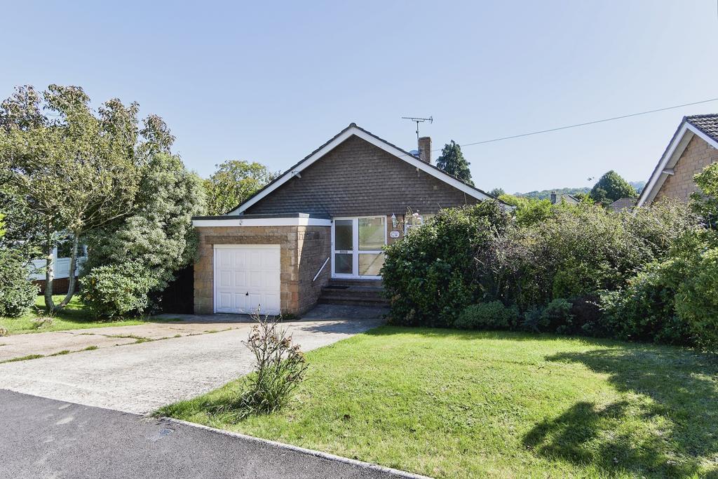 Orchard Road, Shanklin 3 bed bungalow to rent £1,350 pcm (£312 pw)