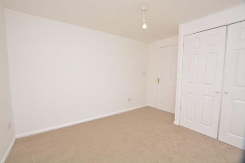 3 bedroom terraced house to rent, Langtons Meadow, Slough