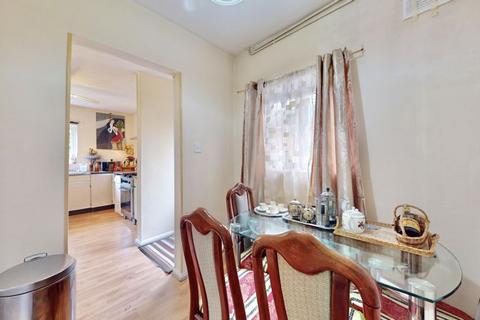 231 Swakeleys Road, Ickenham, Uxbridge, UB10 8DR