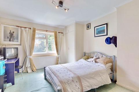 231 Swakeleys Road, Ickenham, Uxbridge, UB10 8DR