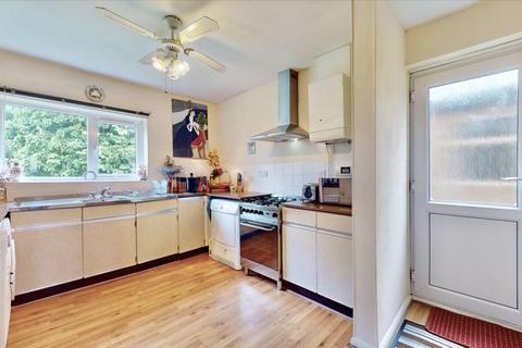 231 Swakeleys Road, Ickenham, Uxbridge, UB10 8DR