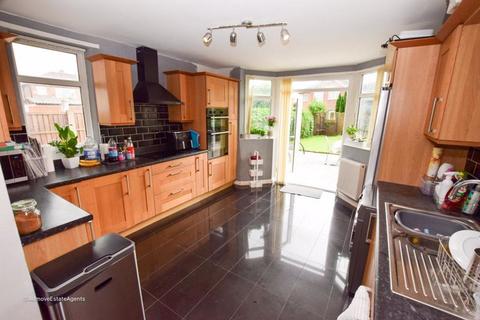 4 bedroom semi-detached house for sale, Cheam Road, Timperley, WA15