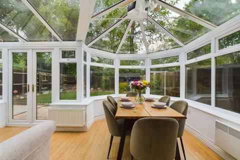 18 Cornwallis Drive, Shifnal, TF11 8UB