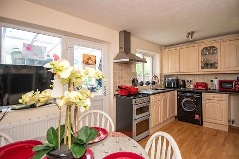 3 bedroom semi-detached house for sale, Grayshott Close, Bromsgrove, Worcestershire, B61