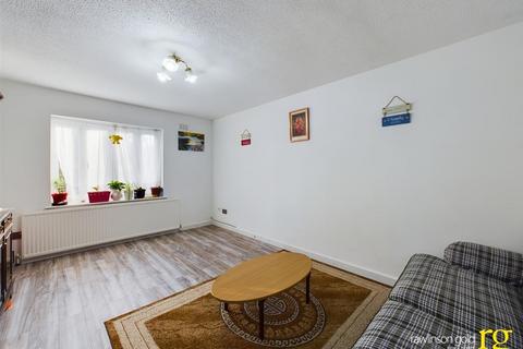 undefined, Dromey Gardens, Harrow Weald