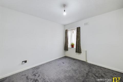 undefined, Dromey Gardens, Harrow Weald