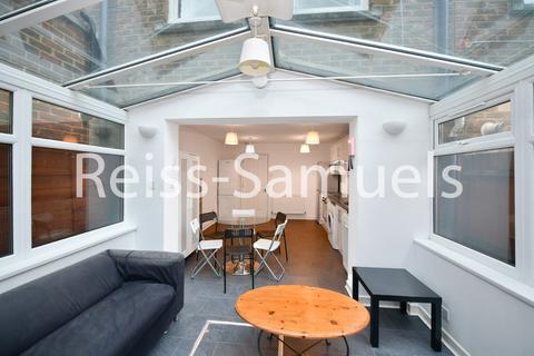 5 bedroom terraced house for sale, Ferry Street, London E14