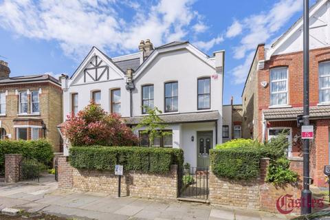 4 bedroom semi-detached house for sale, Palace Road, N8