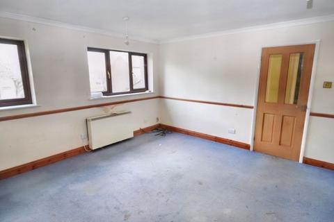 14 Birinus Close, High Wycombe, HP12 3LZ