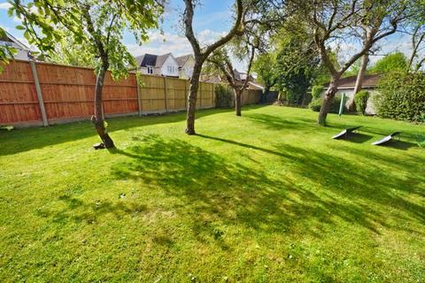 14 Birinus Close, High Wycombe, HP12 3LZ