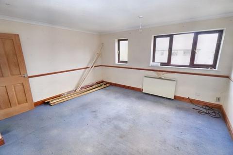 14 Birinus Close, High Wycombe, HP12 3LZ