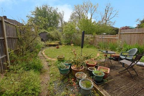 62 Walton Drive, Harrow, HA1 4XA