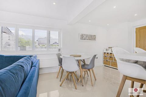 3 bedroom end of terrace house for sale, Heathfield, Oxfordshire OX5