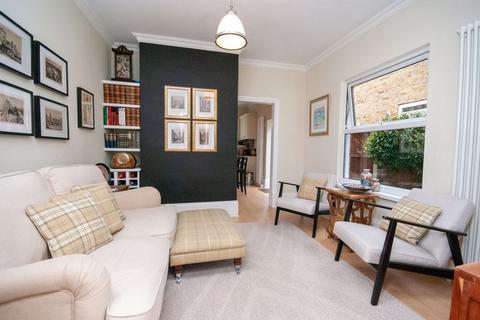 15 Avenue Terrace, Westcliff-on-sea, SS0 7PL