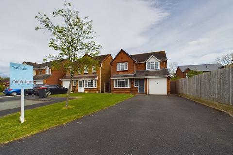 4 bedroom detached house for sale, Chiswick Court, Telford TF2