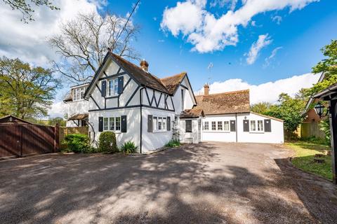 4 bedroom detached house for sale, Lambs Green, Horsham, West Sussex