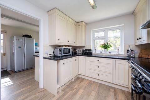 4 bedroom detached house for sale, Lambs Green, Horsham, West Sussex